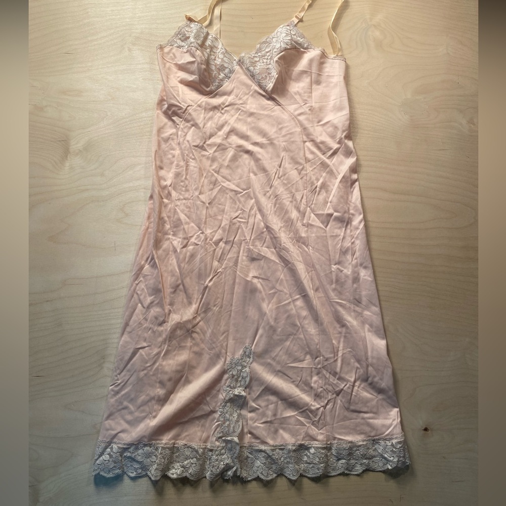 Vintage Full Slip Sear MIDI Non Cling size 36 (CH)
